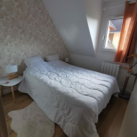 Cabourg Cosy, Appartement Refait A Neuf, 5 Min A Pied De La Mer Exterior foto