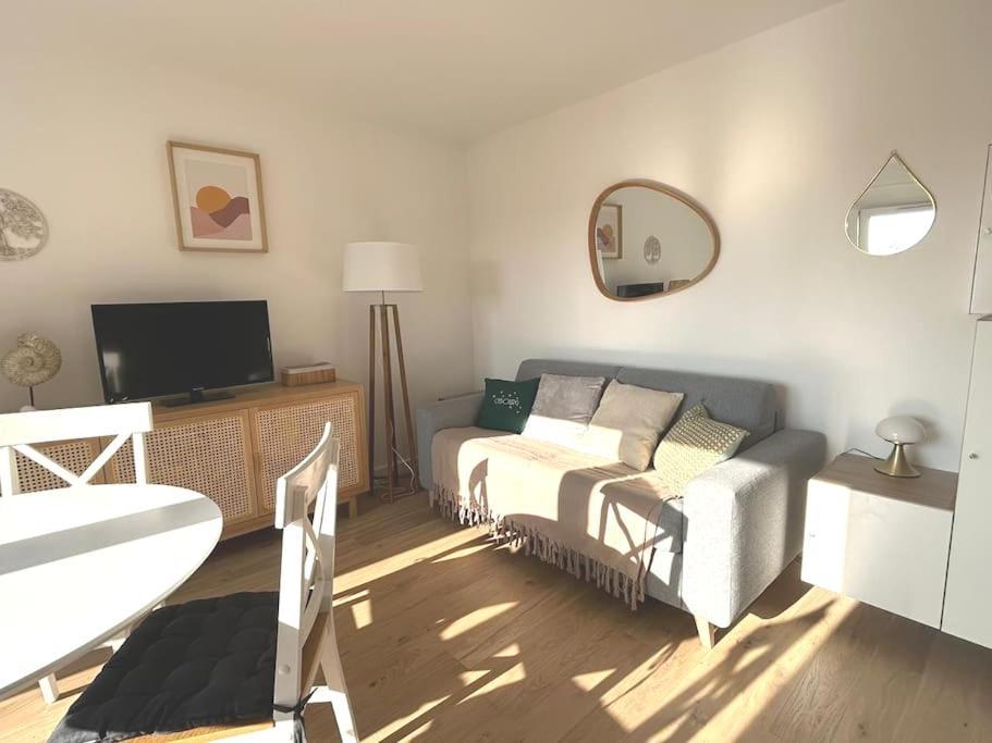 Cabourg Cosy, Appartement Refait A Neuf, 5 Min A Pied De La Mer Exterior foto